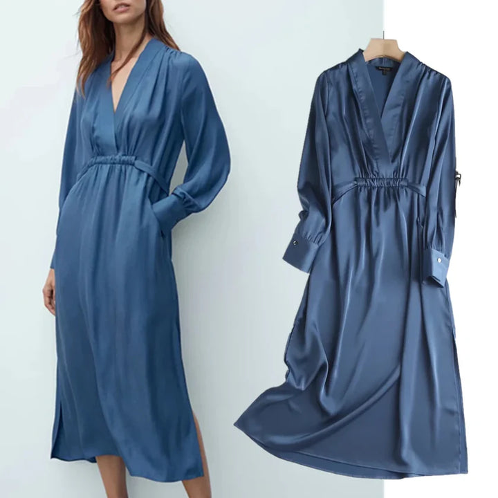 Une robe longue en satin pensée pour sublimer le corps sans l’enfermer